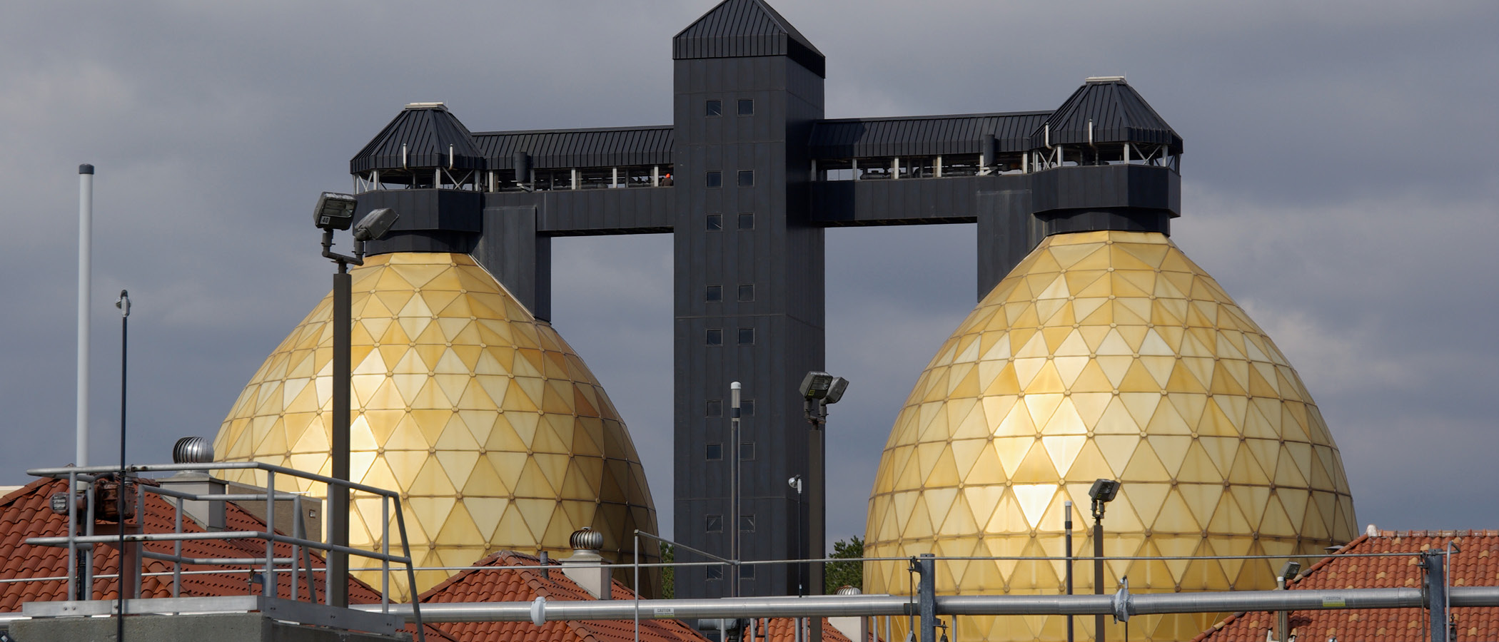 Industrial methane digester